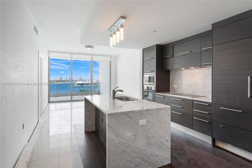 apt-1907-900 Biscayne Blvd, Miami, FL, 33132-1563 | Card Image