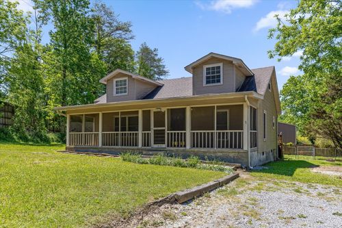 1827 Bollinger Road, Signal Mountain, TN, 37377 | Card Image