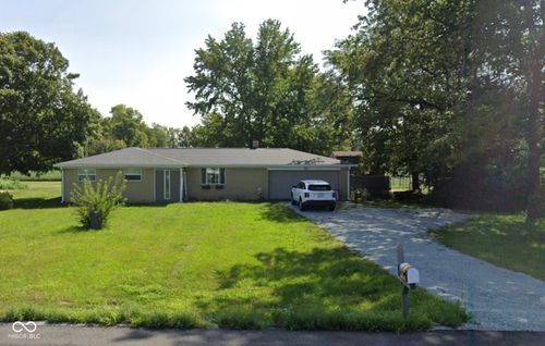 9555 N State Road 9, Pendleton, IN, 46064-9425 | Card Image