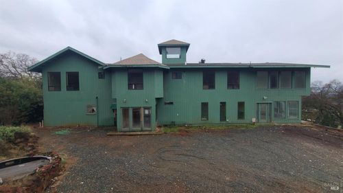 9176 Upper Lake Lucerne Rd, Upper Lake, CA, 95485-8752 | Card Image