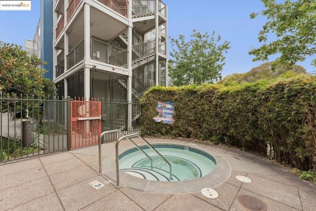 5204 - 1121 40 Th St, Condo with 1 bedrooms, 1 bathrooms and 1 parking in Emeryville CA | Image 35