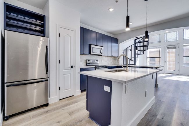 APT-600 - 2505 San Gabriel St, Condo with 4 bedrooms, 2 bathrooms and 3 parking in Austin TX | Image 5