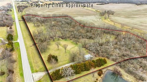 4745 Highway K 33, Wellsville, KS, 66092-8538 | Card Image