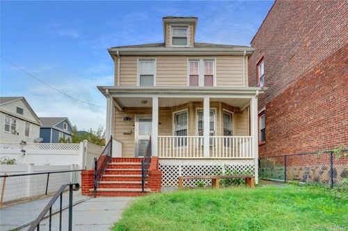 14-11 111th St, College Point, NY, 11356-1433 | Card Image