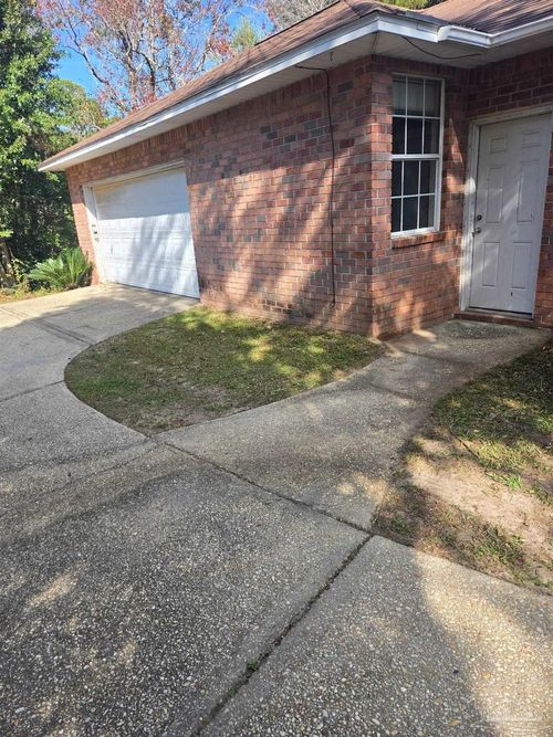 4571 Baybrook Dr, Pensacola, FL, 32514-7823 | Card Image