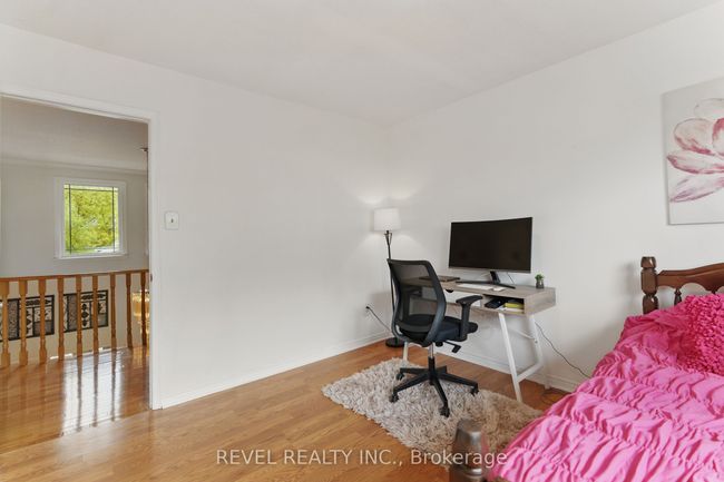 1076 Roxborough Dr, House other with 4 bedrooms, 3 bathrooms and 2 parking in Oakville ON | Image 23