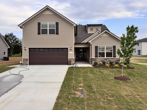 105 Einkorn Rd, Shelbyville, TN, 37160-2357 | Card Image