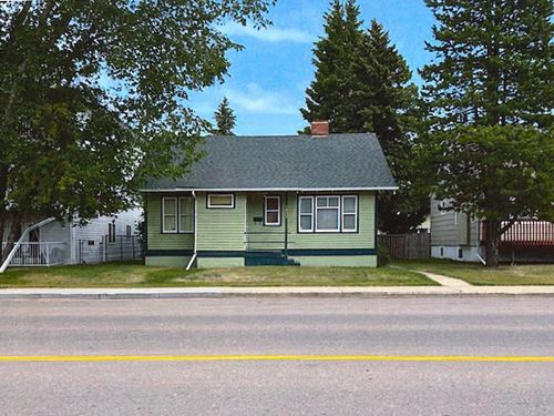 4809 48 Street, Camrose, AB, T4V1L4 | Card Image