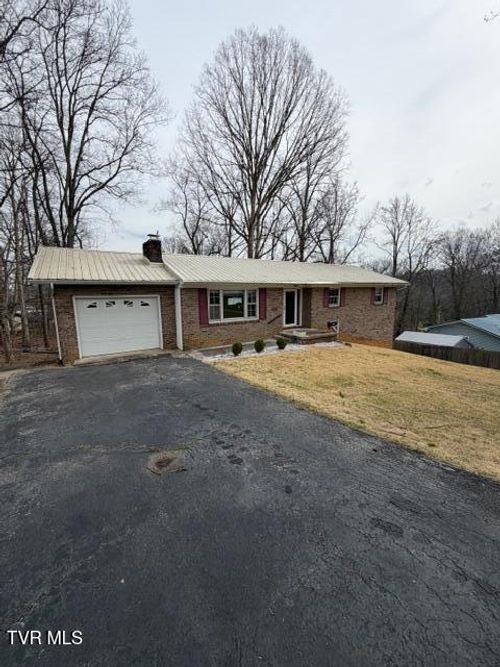 1933 Noble St, Kingsport, TN, 37665-1724 | Card Image