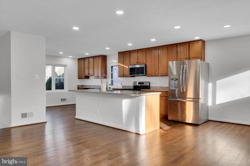 4224 Kinmount Rd, LANHAM, MD, 20706-1952 | Card Image