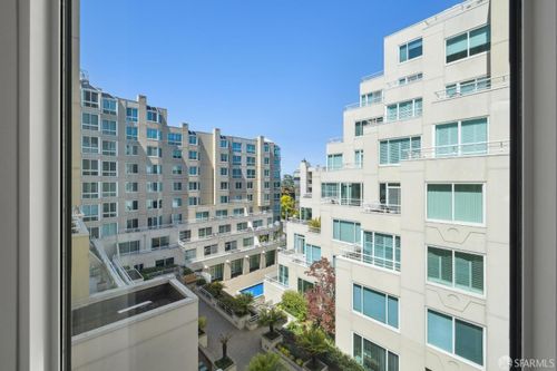 apt-534-240 Lombard St, San Francisco, CA, 94111-1161 | Card Image