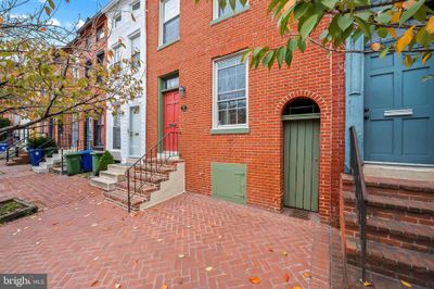 627 N Paca Street, Townhouse with 4 bedrooms, 1 bathrooms and null parking in BALTIMORE MD | Image 3