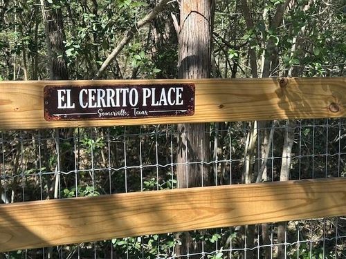 1800 Big Berry Rd, Somerville, TX, 77879-4286 | Card Image