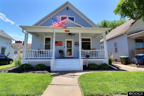 323 E 4th St, Fremont, NE, 68025-5017 | Card Image