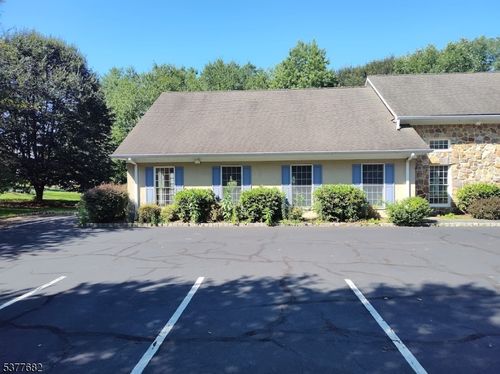 1 Brookfield Glen Dr, Belvidere, NJ, 07823-2854 | Card Image