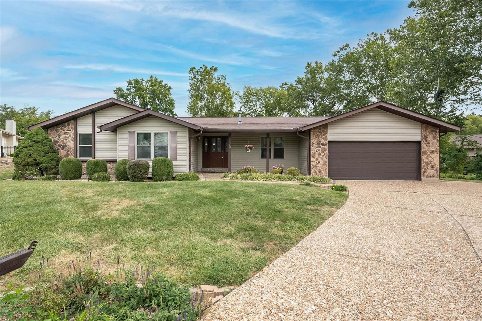 Southern Mill Way, Saint Peters, MO 63376