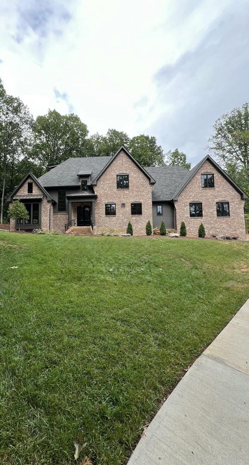 8-1415 Shady Cir, Chattanooga, TN, 37405-2417 | Card Image