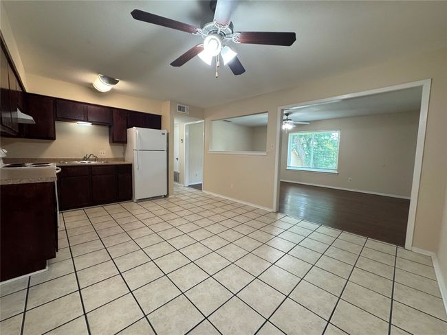 APT-7 - 410 W Franklin St, Condo with 2 bedrooms, 1 bathrooms and null parking in Waxahachie TX | Image 5