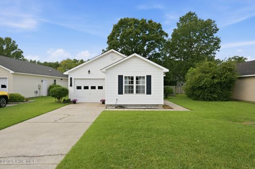 124 Buckskin Dr, New Bern, NC, 28562-4841 | Card Image