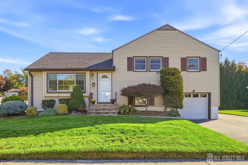 20 Wistar Ave, Metuchen, NJ, 08840-1031 | Card Image