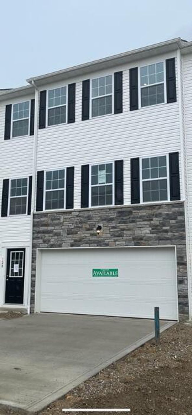 CONCRETE DRIVEWAY | Image 12