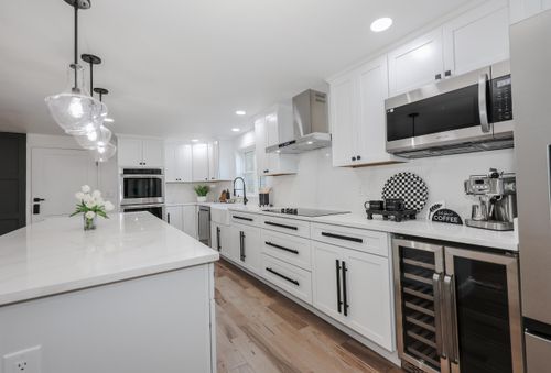 278 Stage Rd, Nottingham, NH, 03290-6202 | Card Image