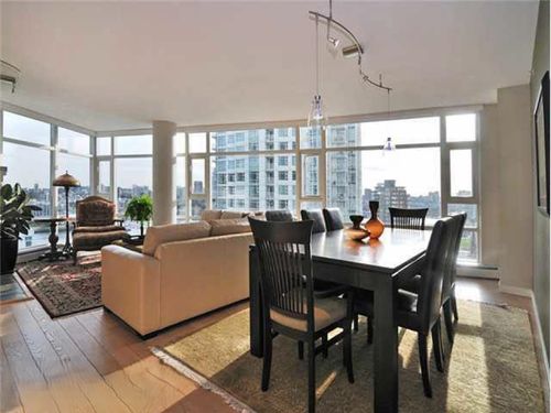 1807-198 Aquarius Mews, Vancouver, BC, V6Z2Y4 | Card Image