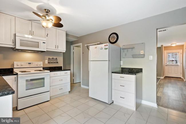 1422 Mara Vista Ct, Townhouse with 2 bedrooms, 1 bathrooms and null parking in CROFTON MD | Image 8