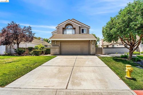 2451 Cherry Hills Dr, Discovery Bay, CA, 94505-1421 | Card Image