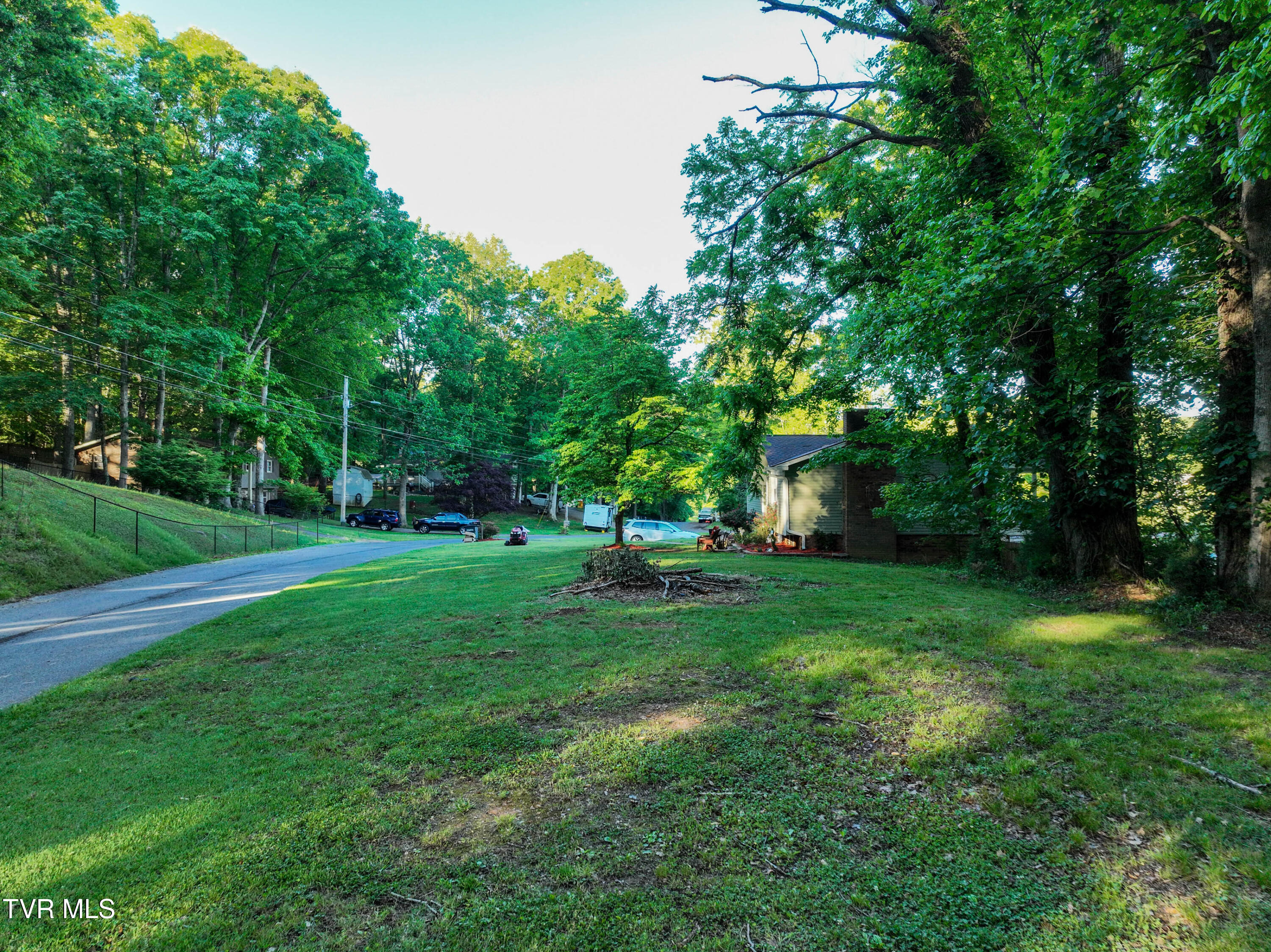 Land in Church Hill 2