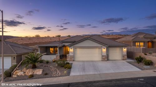 1127 Sun Star Ln, Mesquite, NV, 89027-7510 | Card Image