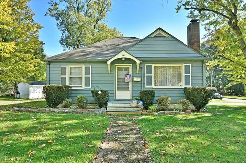 107 Hogarth Ave, Niles, OH, 44446-3423 | Card Image