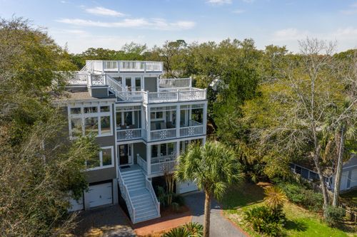 9 24th Ave, Isle of Palms, SC, 29451-2375 | Card Image