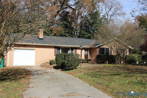 1400 Covington Rd, Colonial Heights, VA, 23834-2720 | Card Image