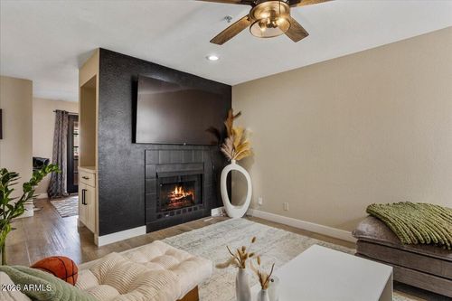 216-7510 E Thomas Rd, Scottsdale, AZ, 85251-7915 | Card Image