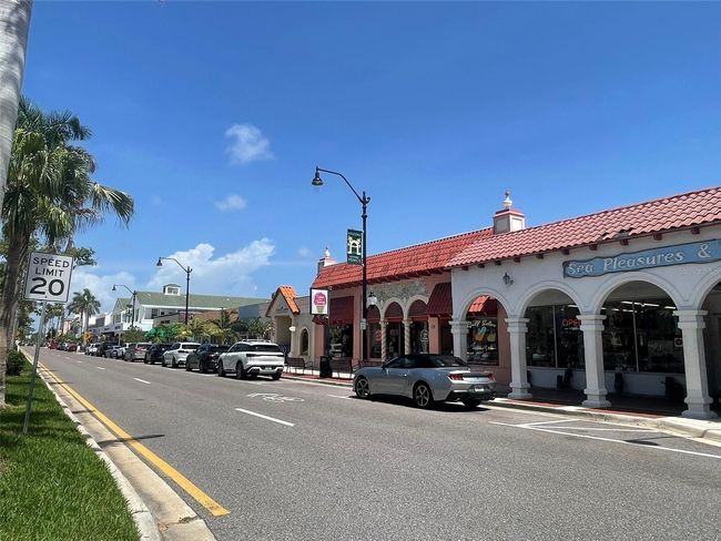 1060 - 1060 Cockrill St, House other with 2 bedrooms, 2 bathrooms and null parking in VENICE FL | Image 78