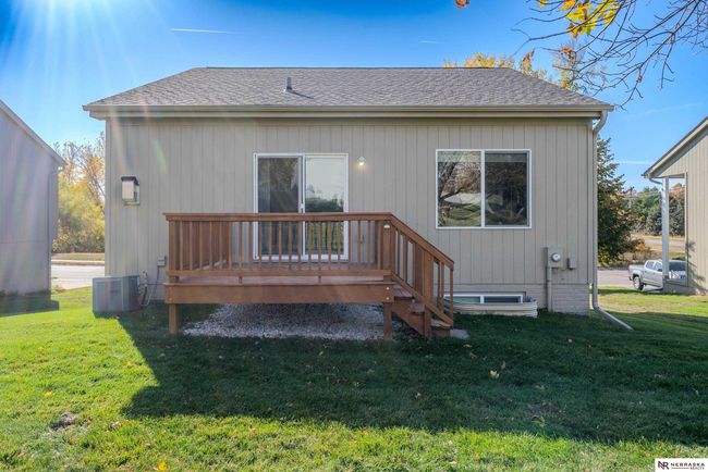 19142 L St, Townhouse with 3 bedrooms, 2 bathrooms and 2 parking in Omaha NE | Image 17