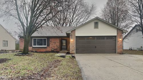 7443 Pebblebrook E Drive, Indianapolis, IN, 46236 | Card Image