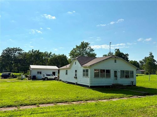 304 Clay St, Bronson, KS, 66716-3071 | Card Image