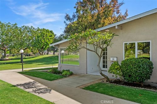 1a-1740 Tam Oshanter Rd, Seal Beach, CA, 90740-4766 | Card Image