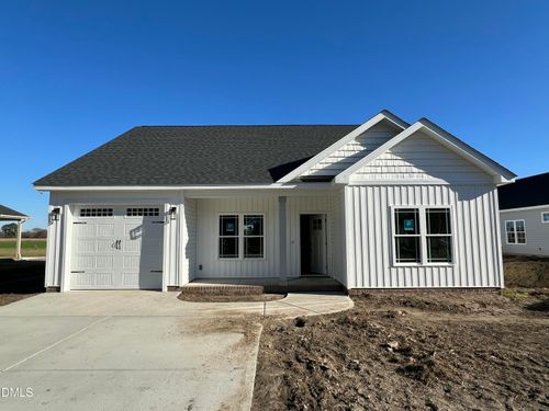 600 S Vance St, Fremont, NC, 27830-4403 | Card Image