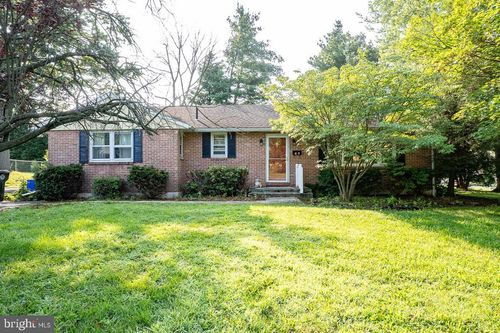 76 Douglas St, BOYERTOWN, PA, 19512-1702 | Card Image