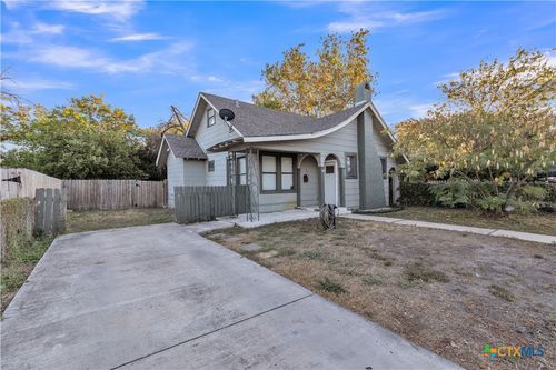 414 Chicago Blvd, San Antonio, TX, 78210-4046 | Card Image