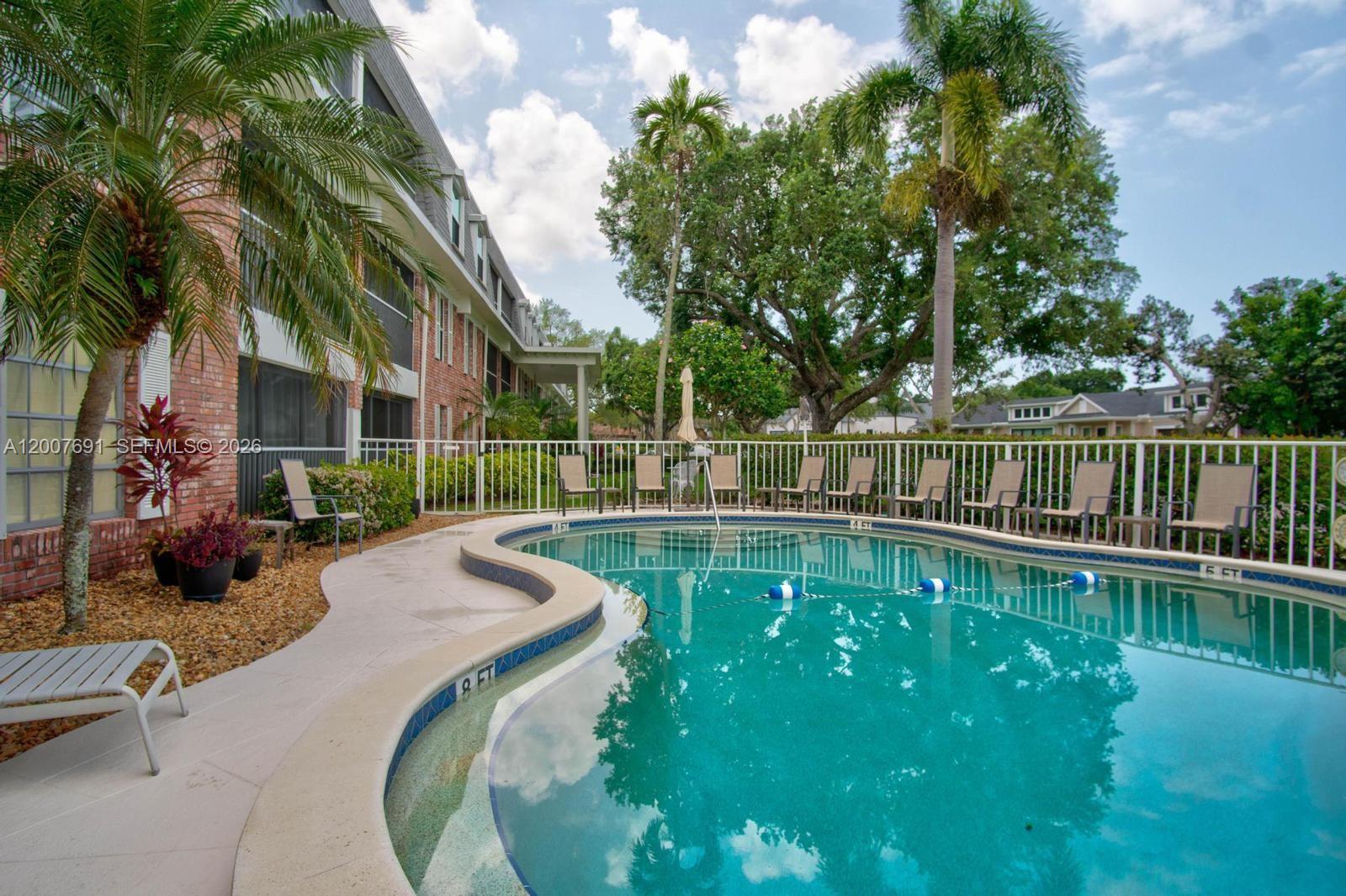 Residential in Naples 2