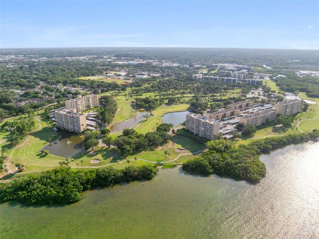 504 - 2617 Cove Cay Drive, Condo with 2 bedrooms, 2 bathrooms and null parking in Clearwater FL | Image 22