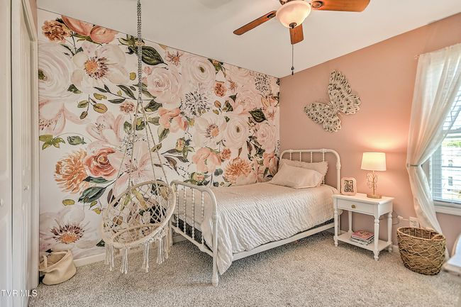 517 W Glade St, House other with 3 bedrooms, 3 bathrooms and null parking in Glade Spring VA | Image 27