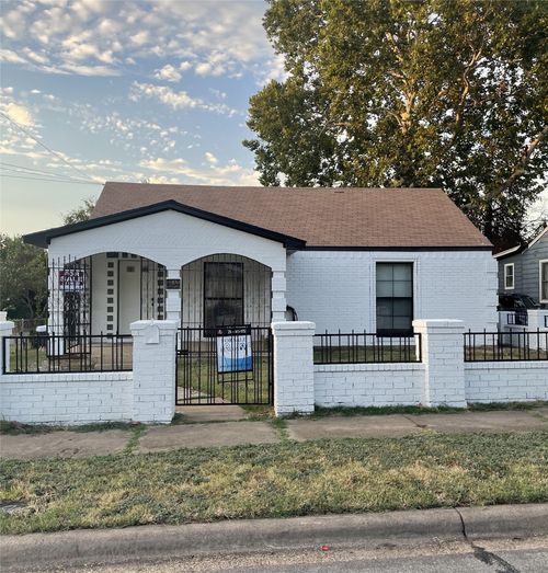4133 Shelley Boulevard, Dallas, TX, 75211 | Card Image