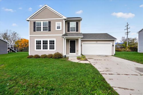 344 Saddlebrook Drive, Linden, MI, 48451 | Card Image