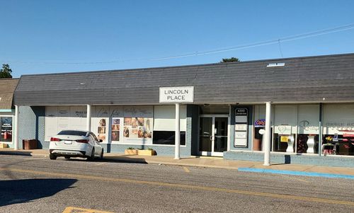 4300 Lincoln Ave, Groves, TX, 77619-5346 | Card Image