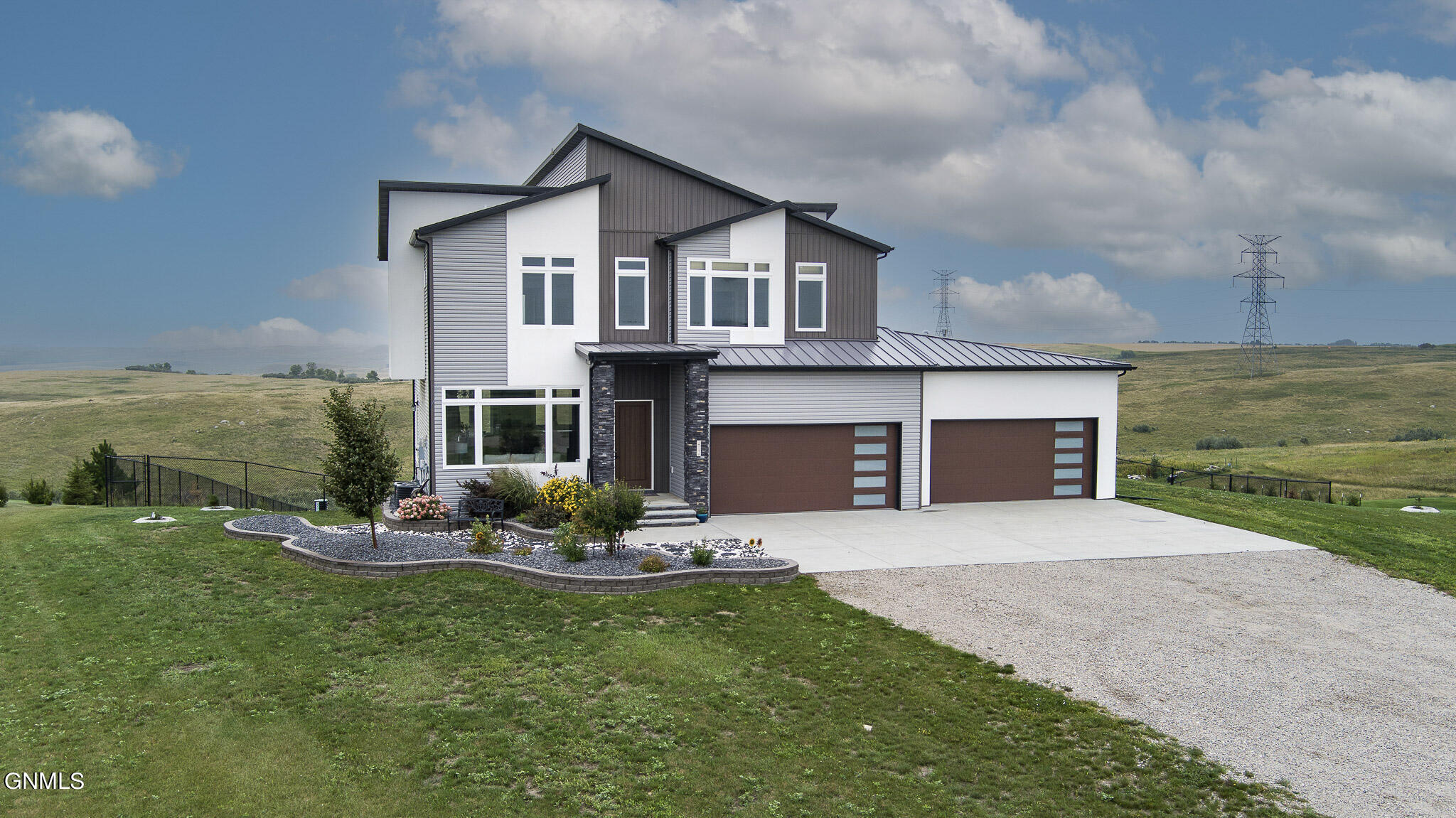 Watercress Ave, Bismarck, ND 58503